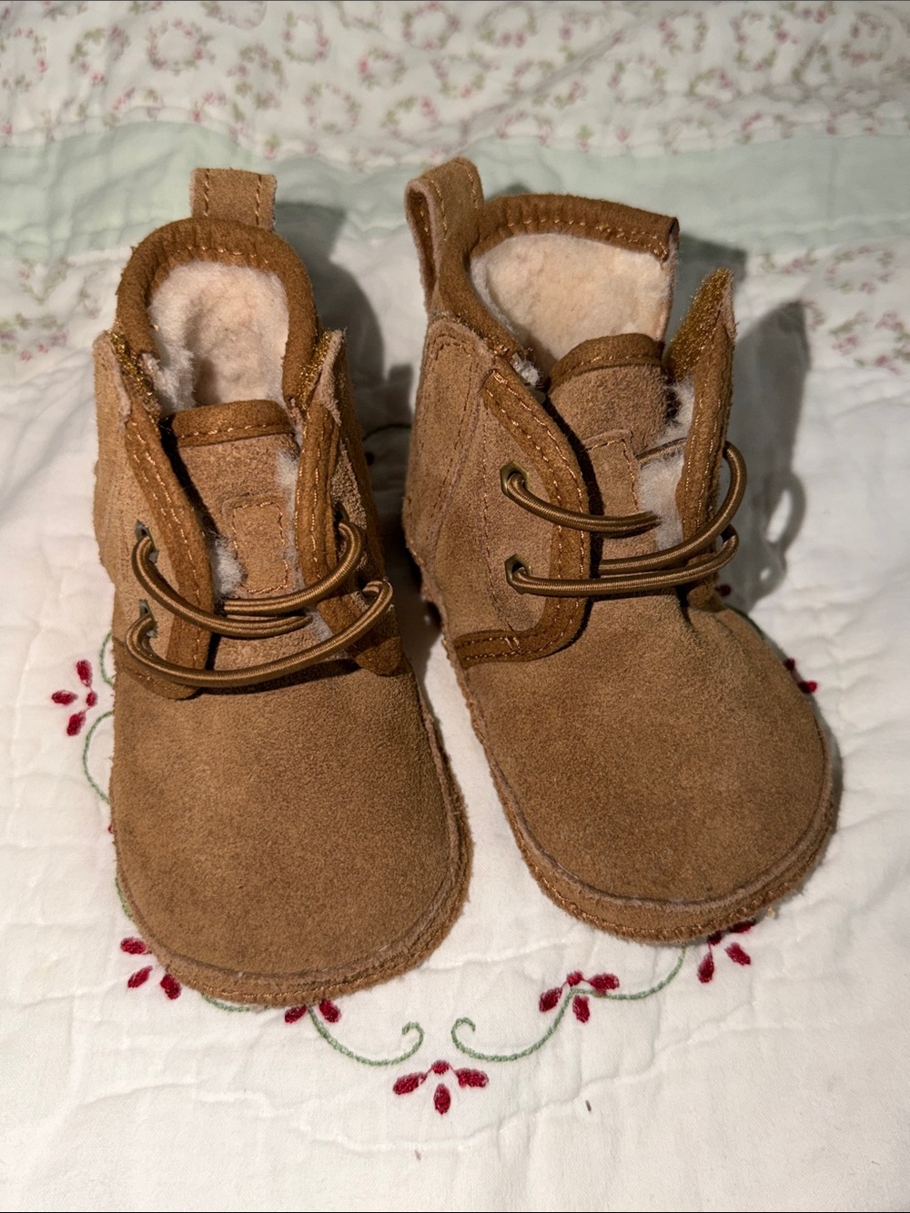 UGG Classic Mini Baby US 2/3 Brown Boots